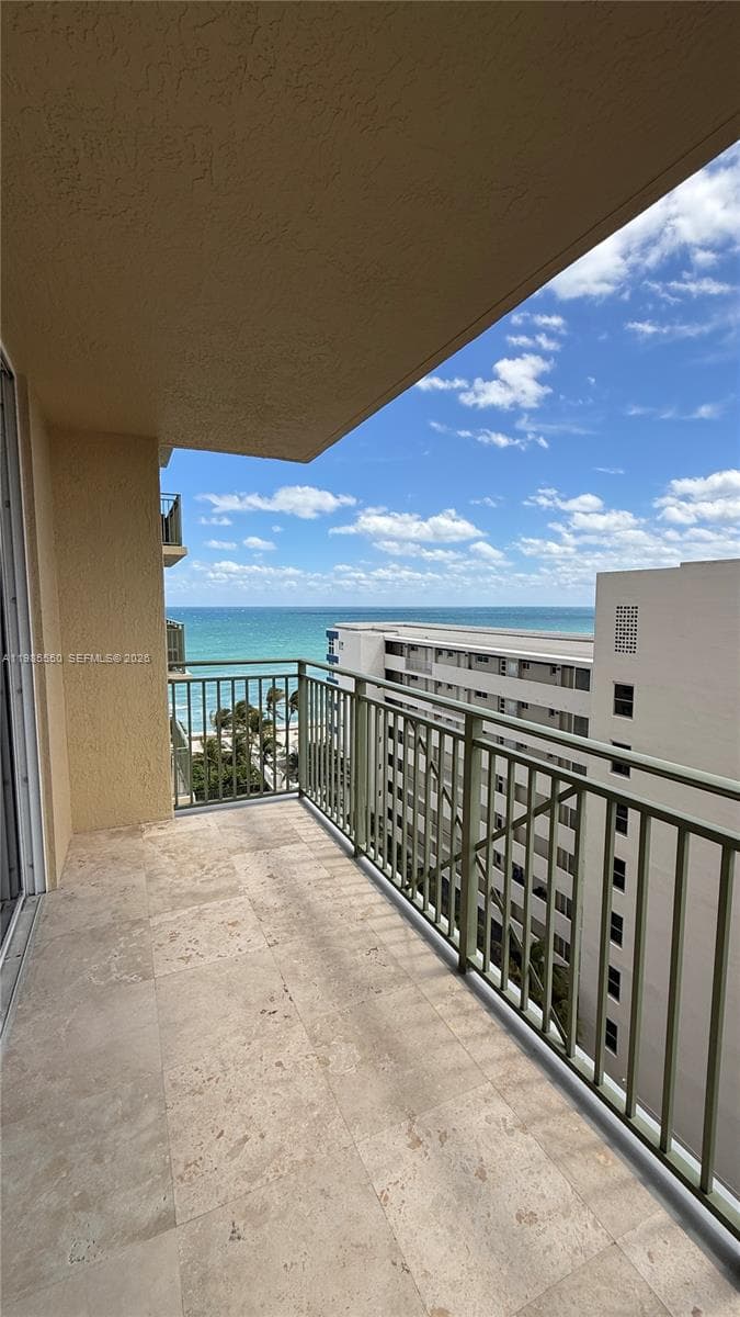 2080 OCEAN DRIVE CONDO · #905 in Hallandale Beach - Photo 38
