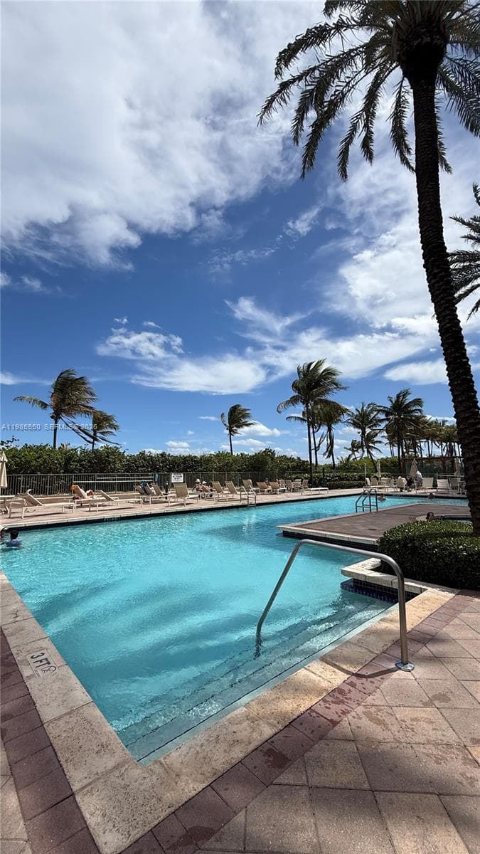 2080 OCEAN DRIVE CONDO · #905 in Hallandale Beach - Photo 54