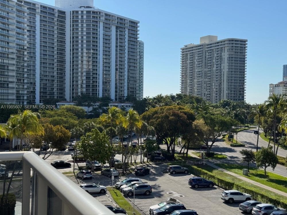 AVENTURA ELDORADO CONDO · #508 in Aventura - Photo 15