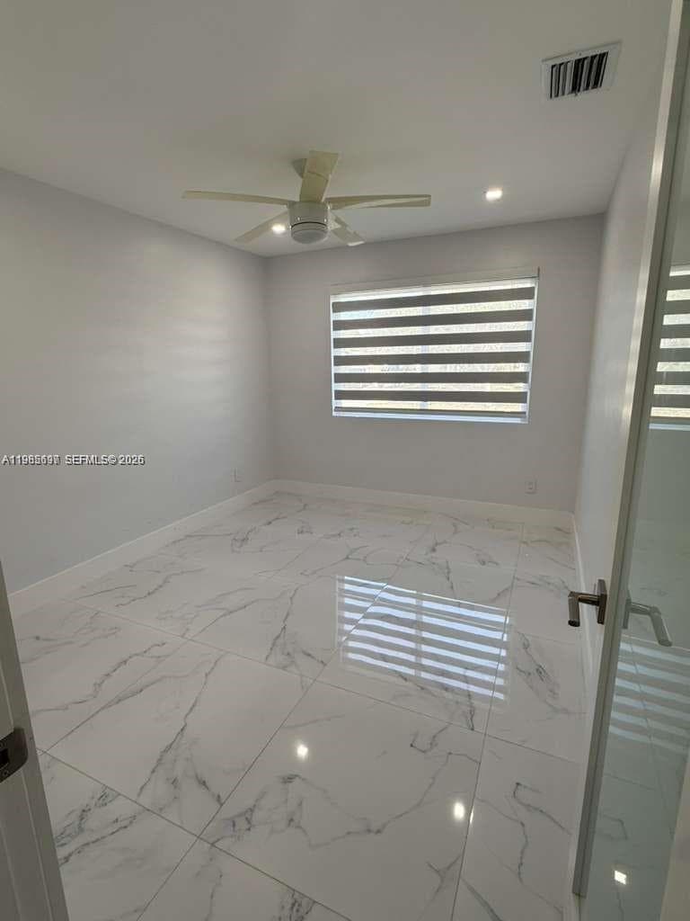 19020 SW 91st Ave #. photo 18