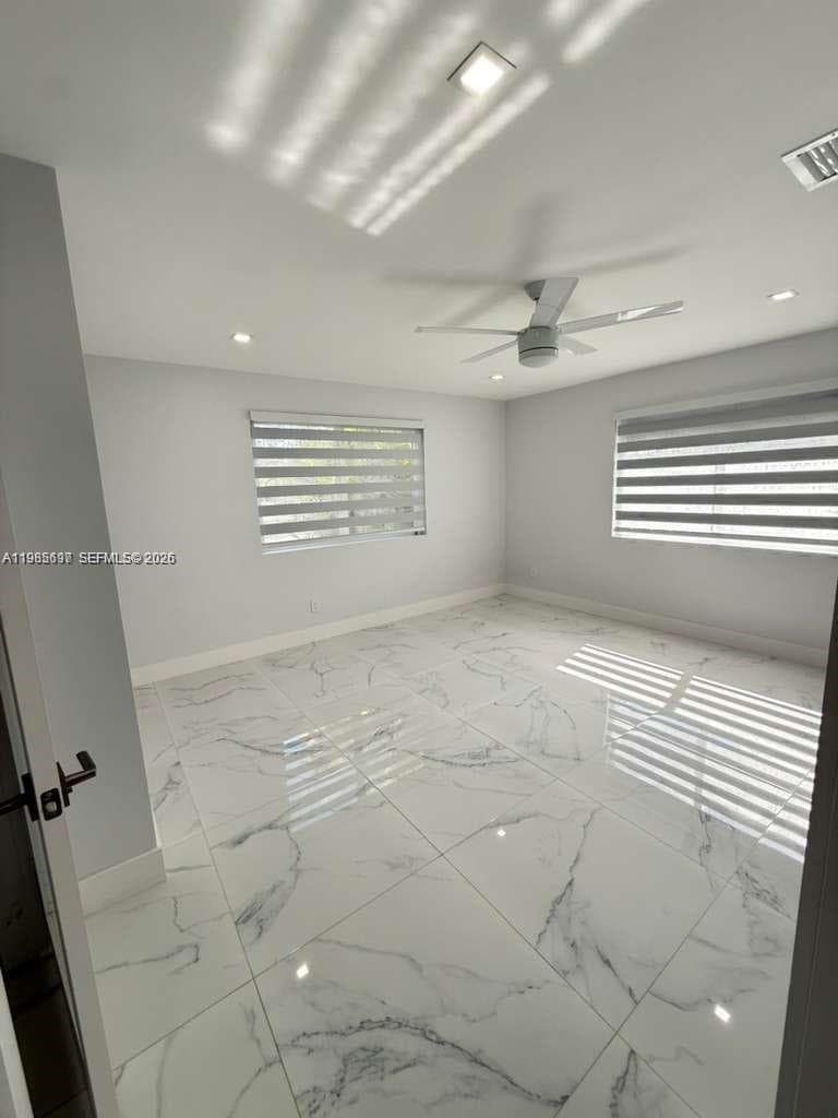 19020 SW 91st Ave #. photo 11