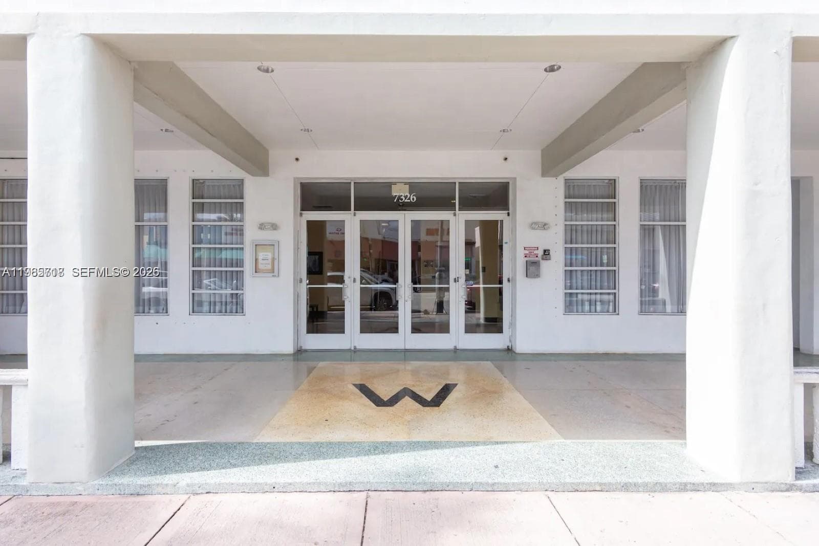 WELWORTH CONDO · #208 in Miami Beach - Photo 11