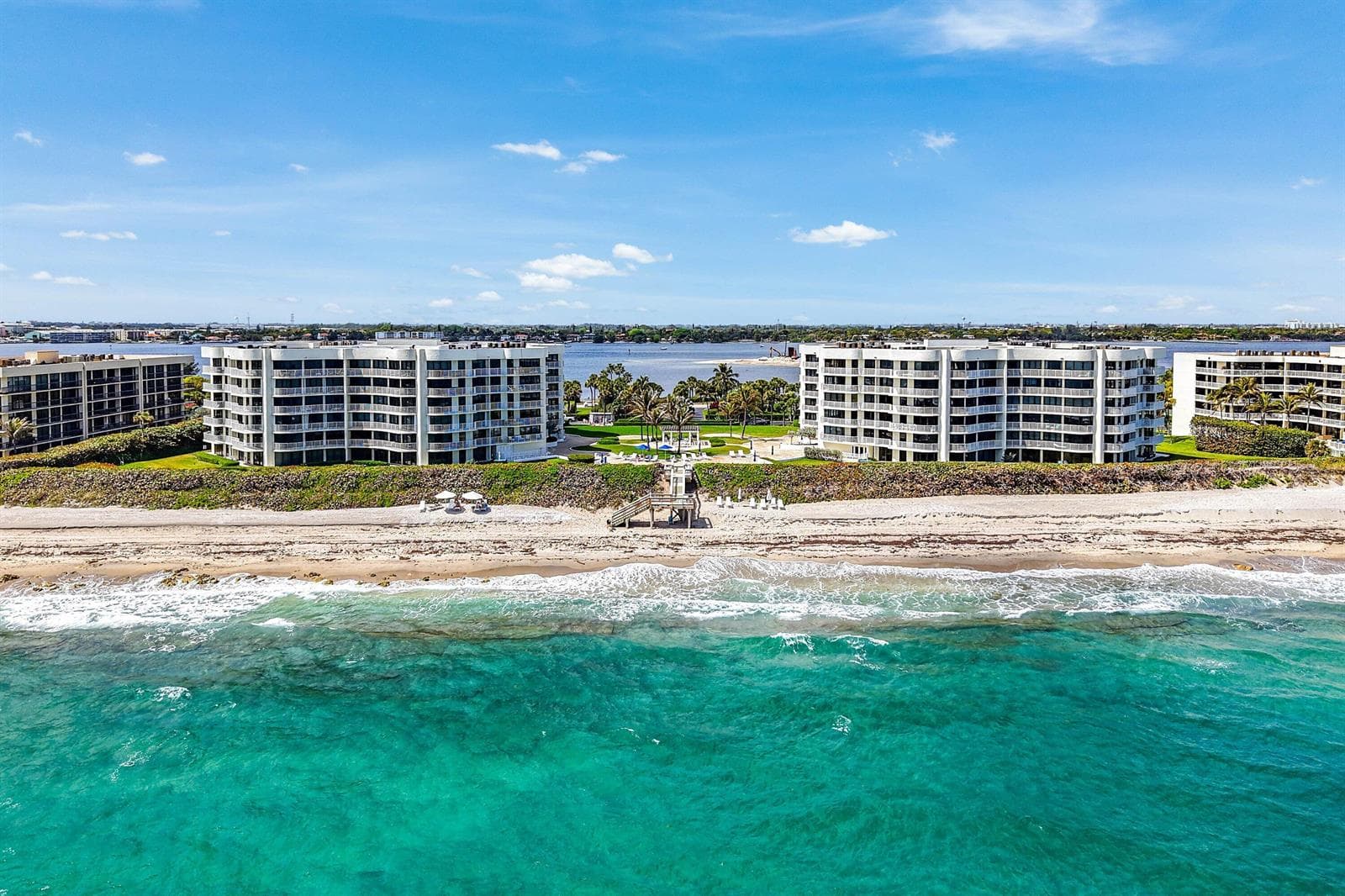 3360 Building Beachfront