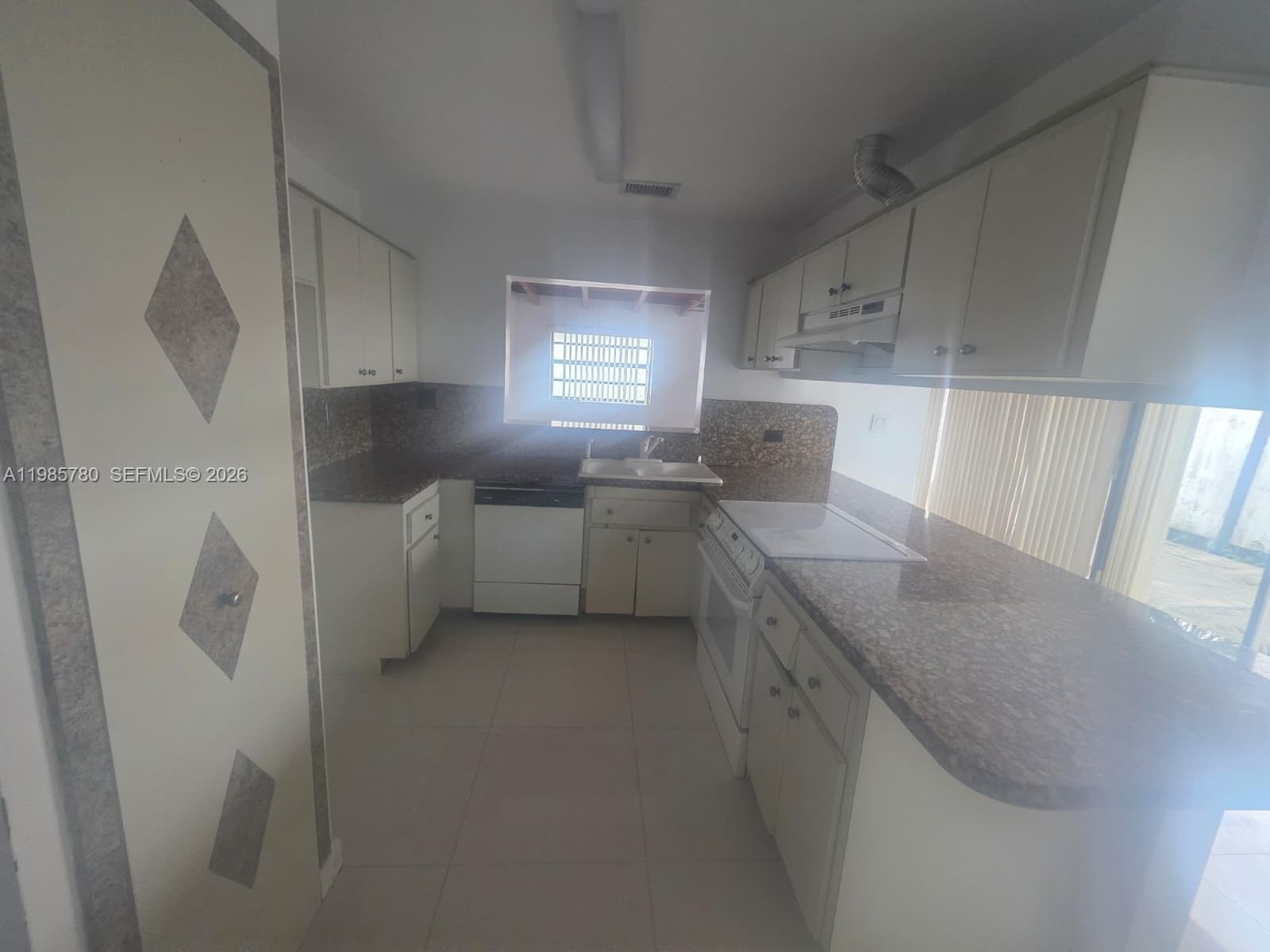 710 SW 99th Ct Cir photo 14