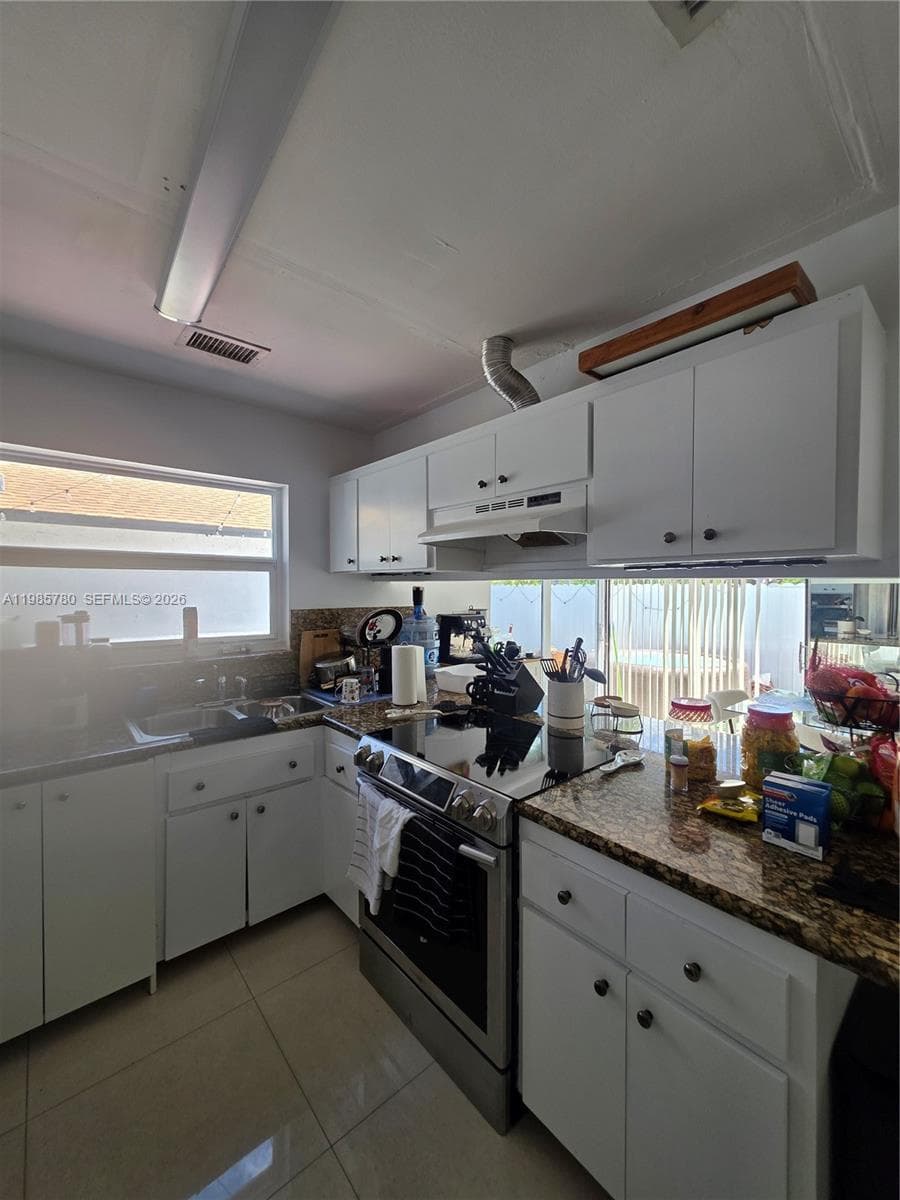 710 SW 99th Ct Cir photo 35