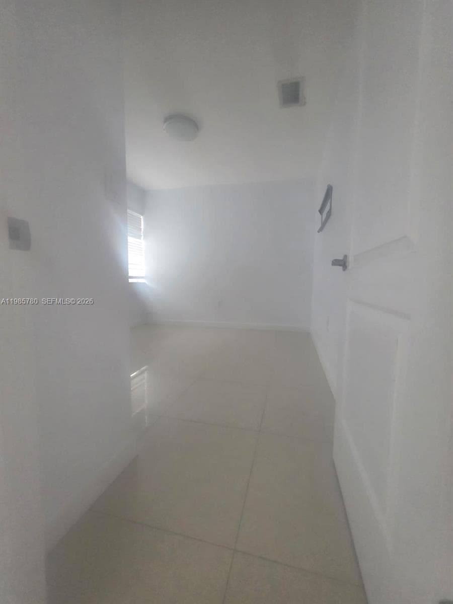 710 SW 99th Ct Cir photo 21