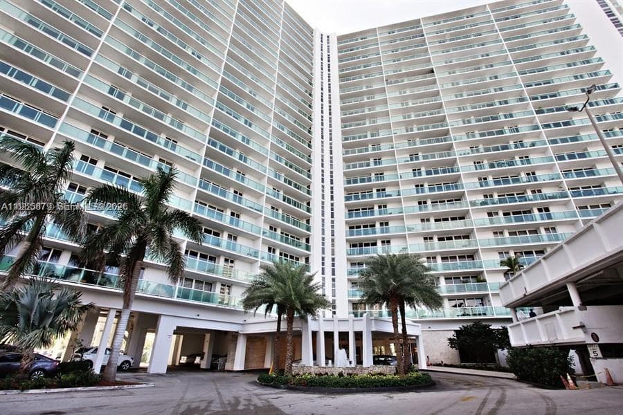 ARLEN HOUSE EAST · #228 in Sunny Isles Beach - Photo 2