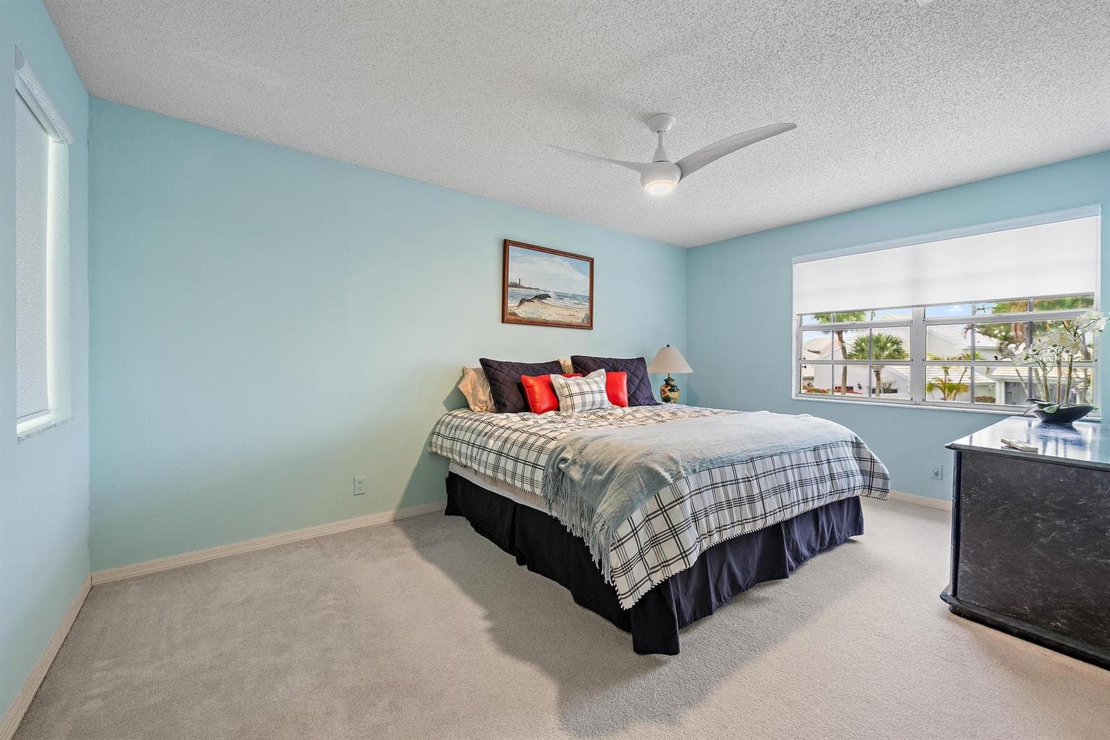 18 Windsor Ln-Third Bedroom
