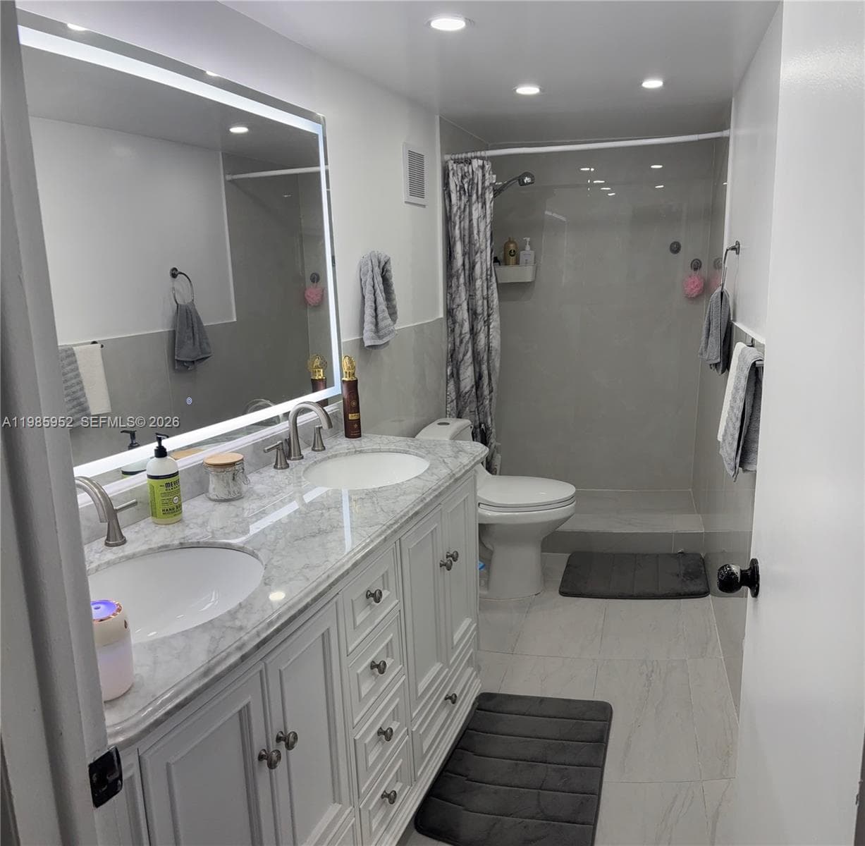 sovereigns condo · #2E in Miami - Photo 6