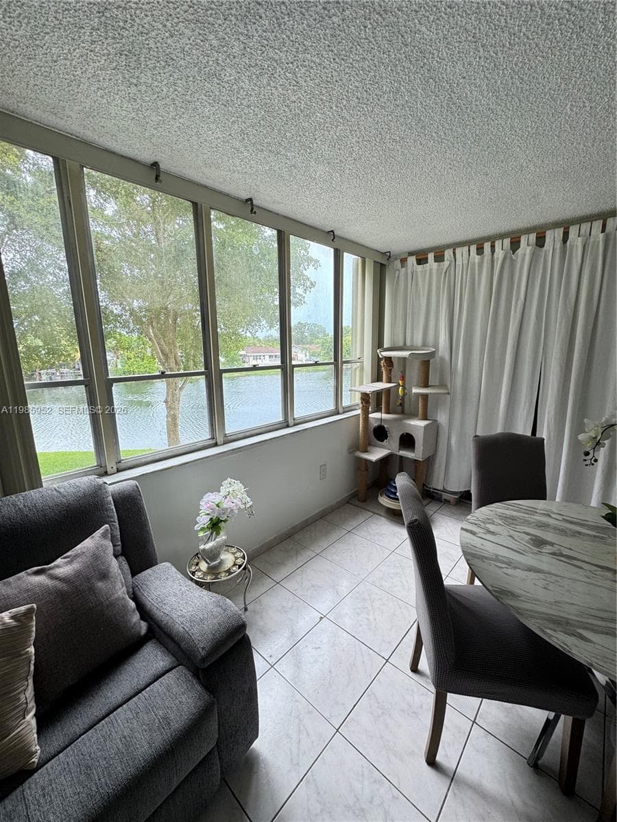 sovereigns condo · #2E in Miami - Photo 14