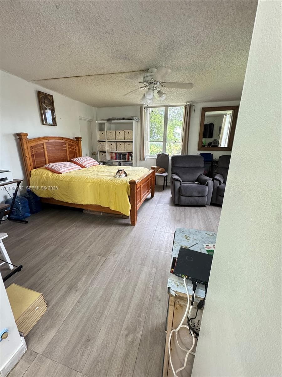 sovereigns condo · #2E in Miami - Photo 18