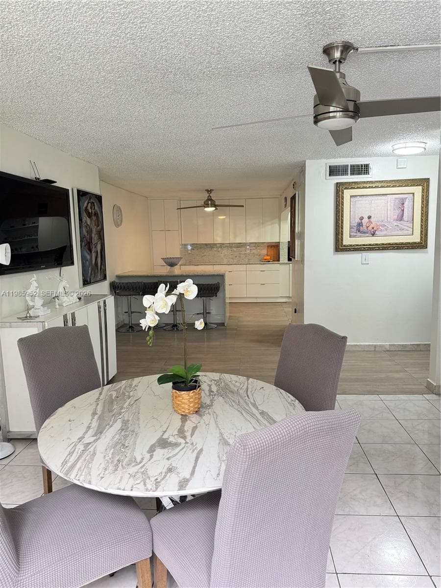 sovereigns condo · #2E in Miami - Photo 15
