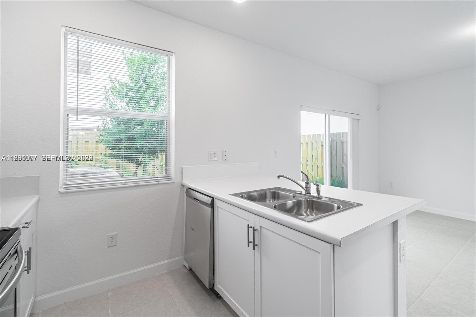 2685 SE 12th St #2685 photo 10