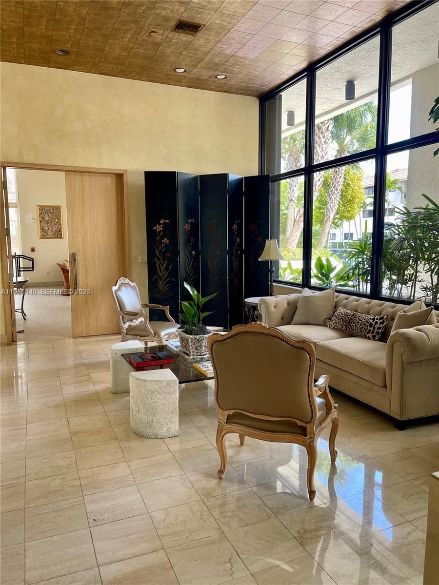 Gabkes Laroc · #803 in Coral Gables - Photo 23