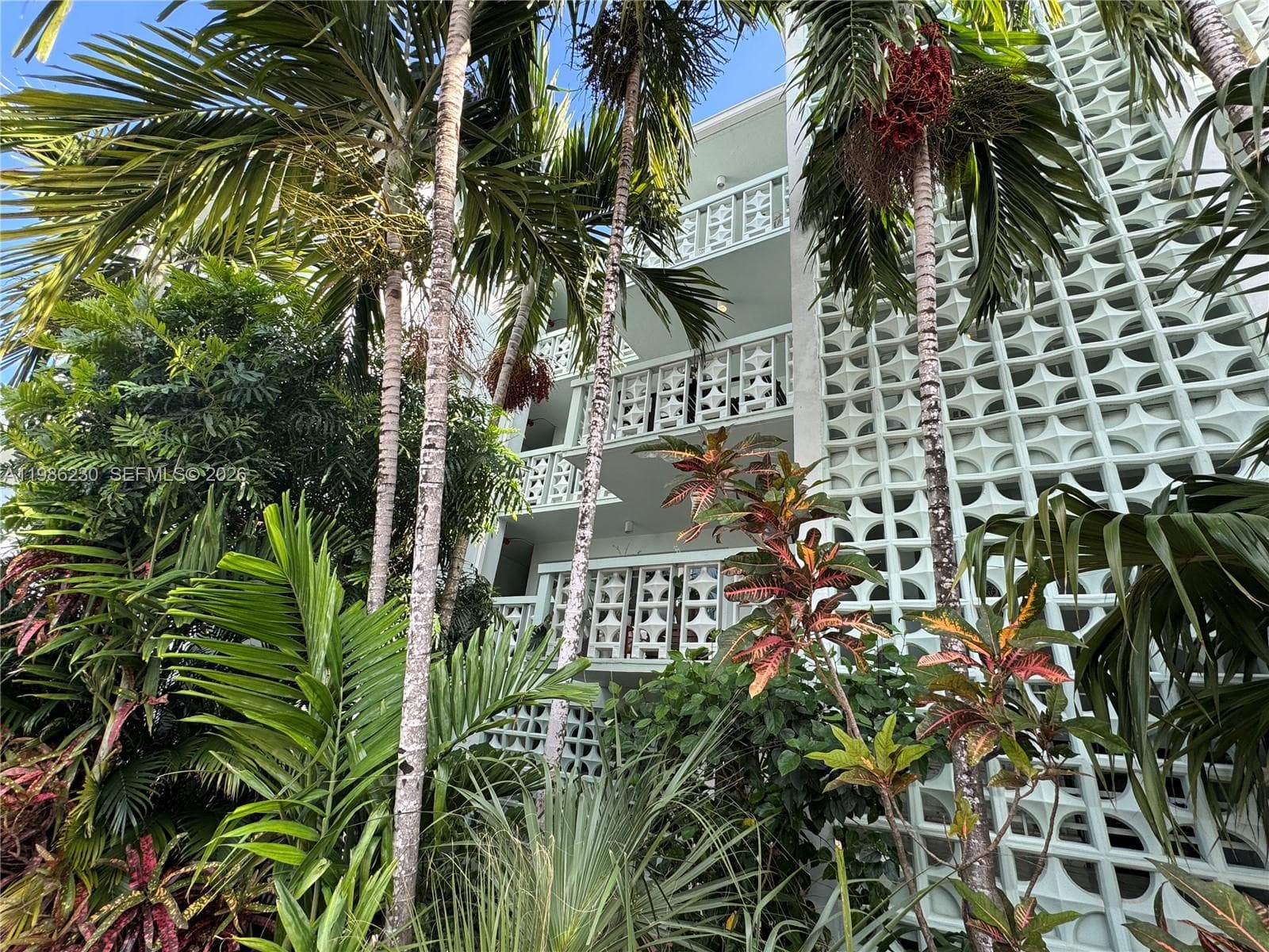 FLAMINGO PARKVIEW CONDO · #405 in Miami Beach - Photo 27