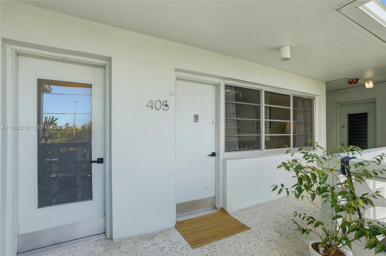 FLAMINGO PARKVIEW CONDO · #405 in Miami Beach - Photo 2