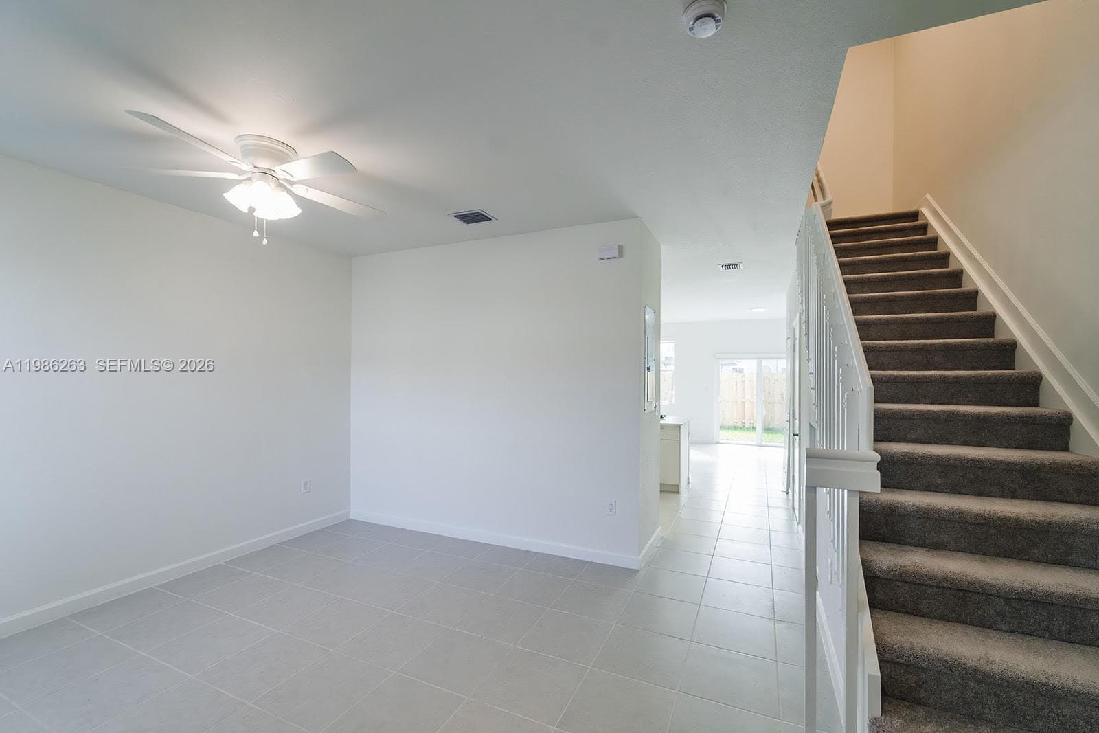 2620 SE 28th Dr photo 2