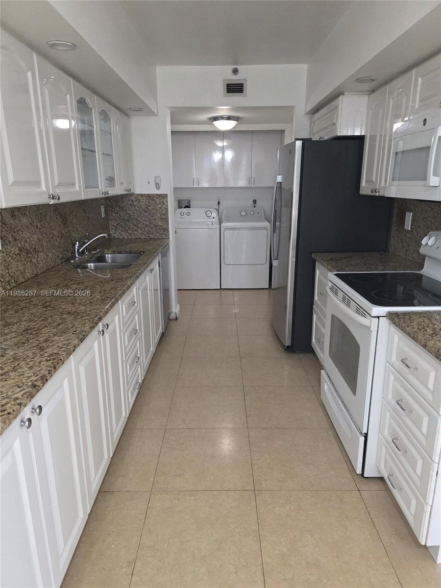Turnberry Towers Condo · #2E in Aventura - Photo 16