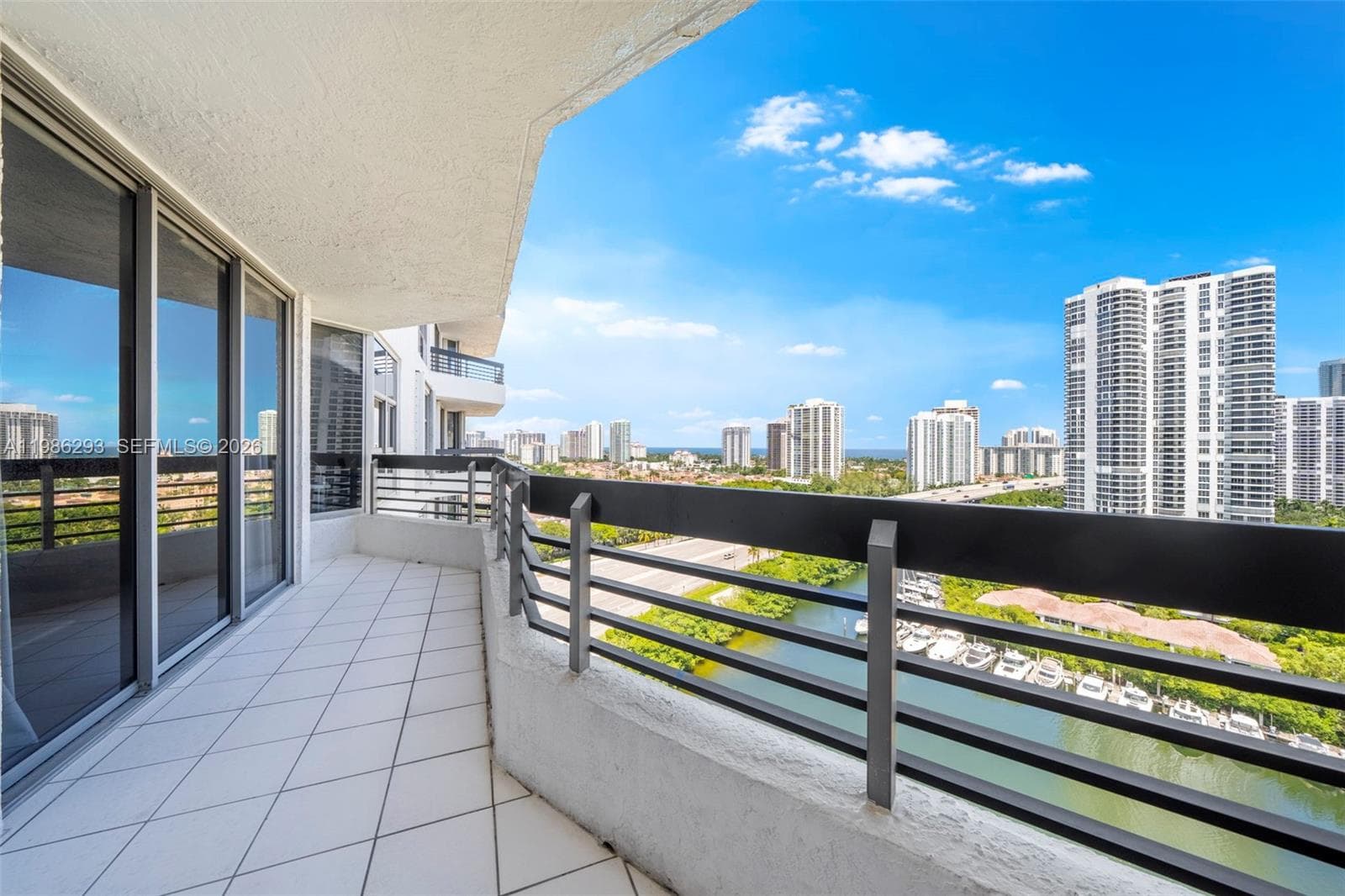 Mystic Pointe Tower 600 · #1810 in Aventura - Photo 16