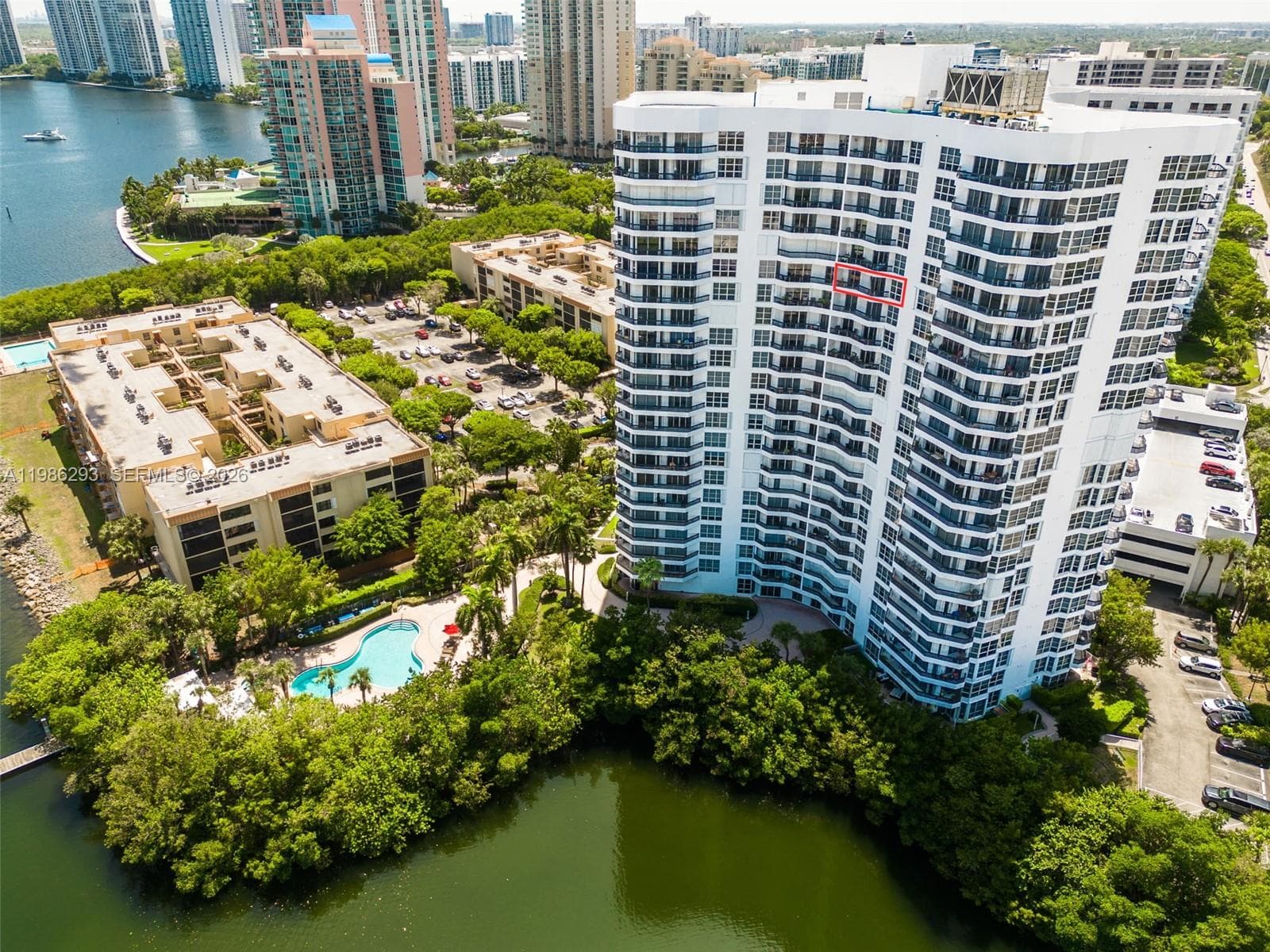 Mystic Pointe Tower 600 · #1810 in Aventura - Photo 22