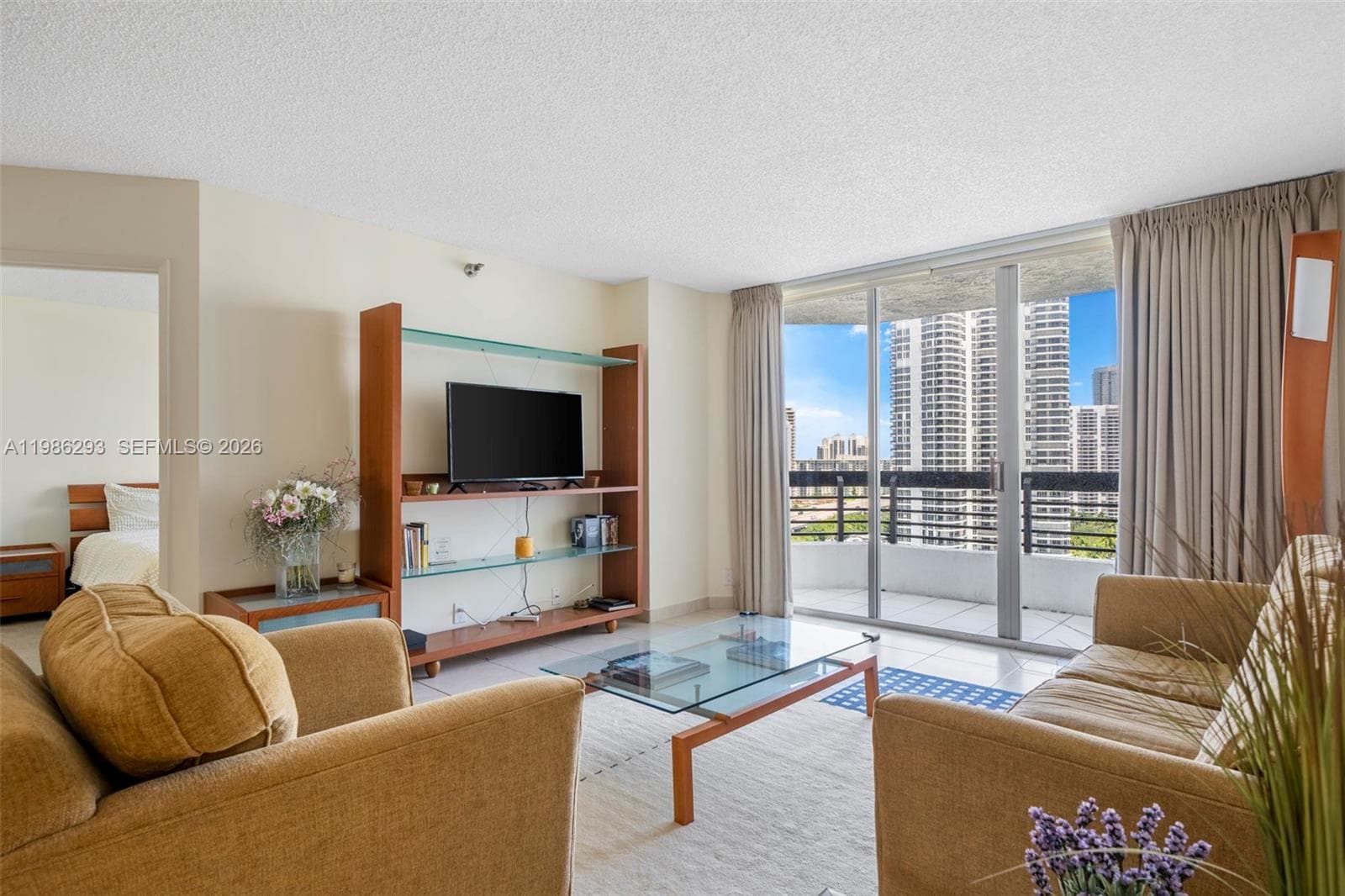 Mystic Pointe Tower 600 · #1810 in Aventura - Photo 1