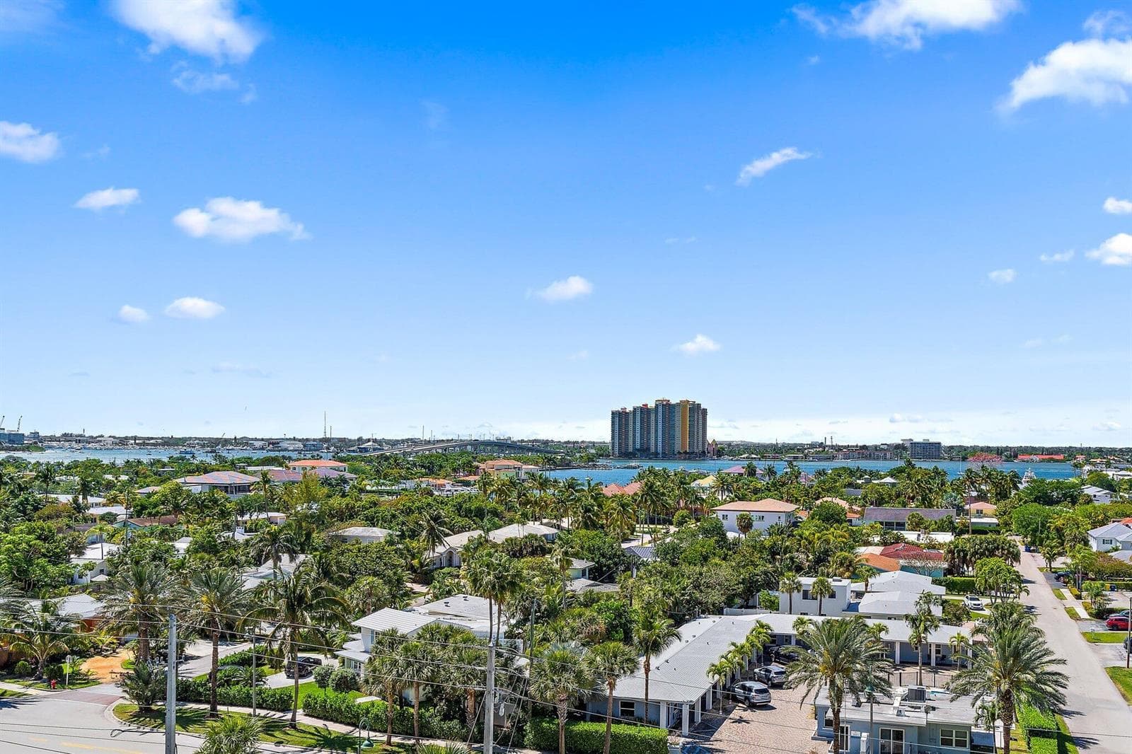 070-3100NOceanDr-701P-SingerIsland-SMALL