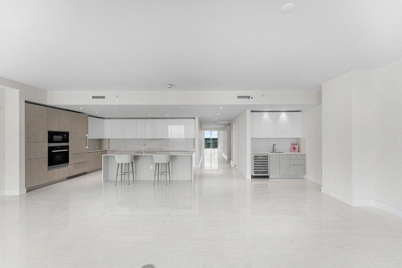 010-3100NorthOceanDrive-RivieraBeach-FL-