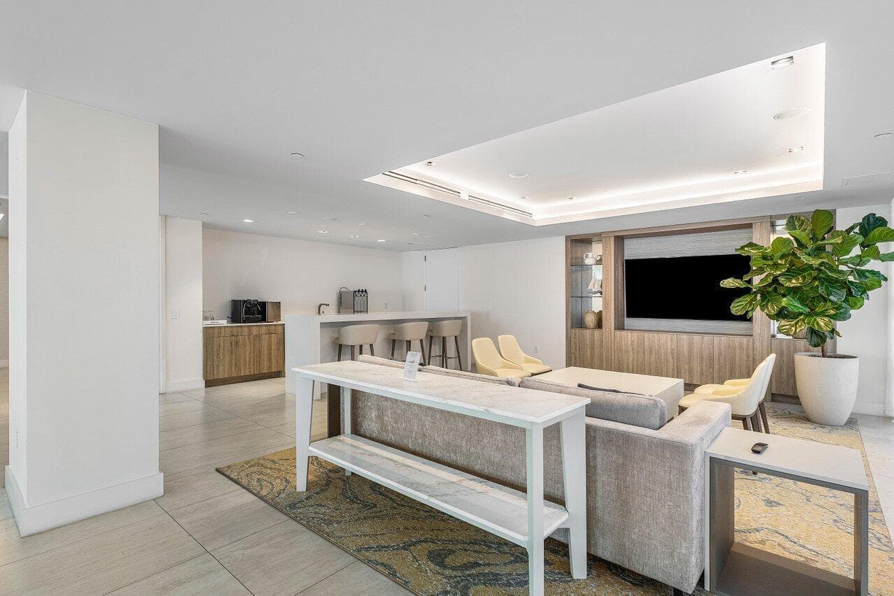 053-3100NorthOceanDrive-RivieraBeach-FL-