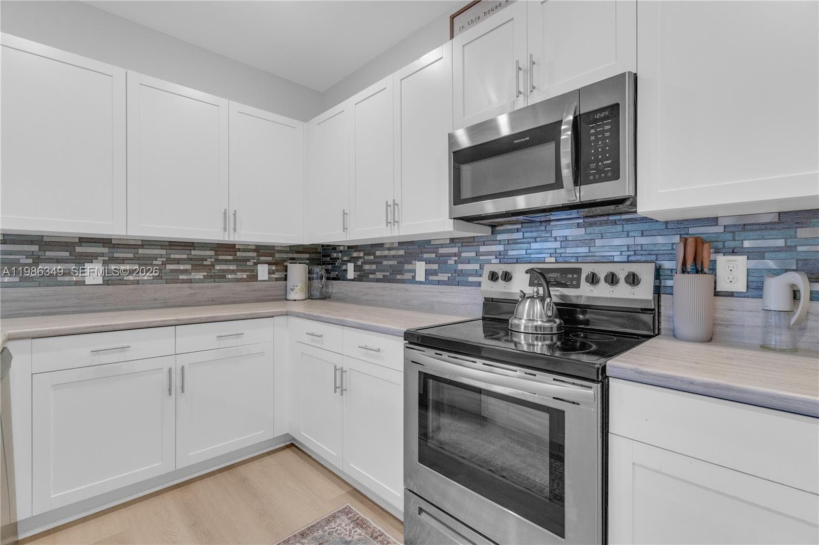 21068 NE 8th Ave photo 6