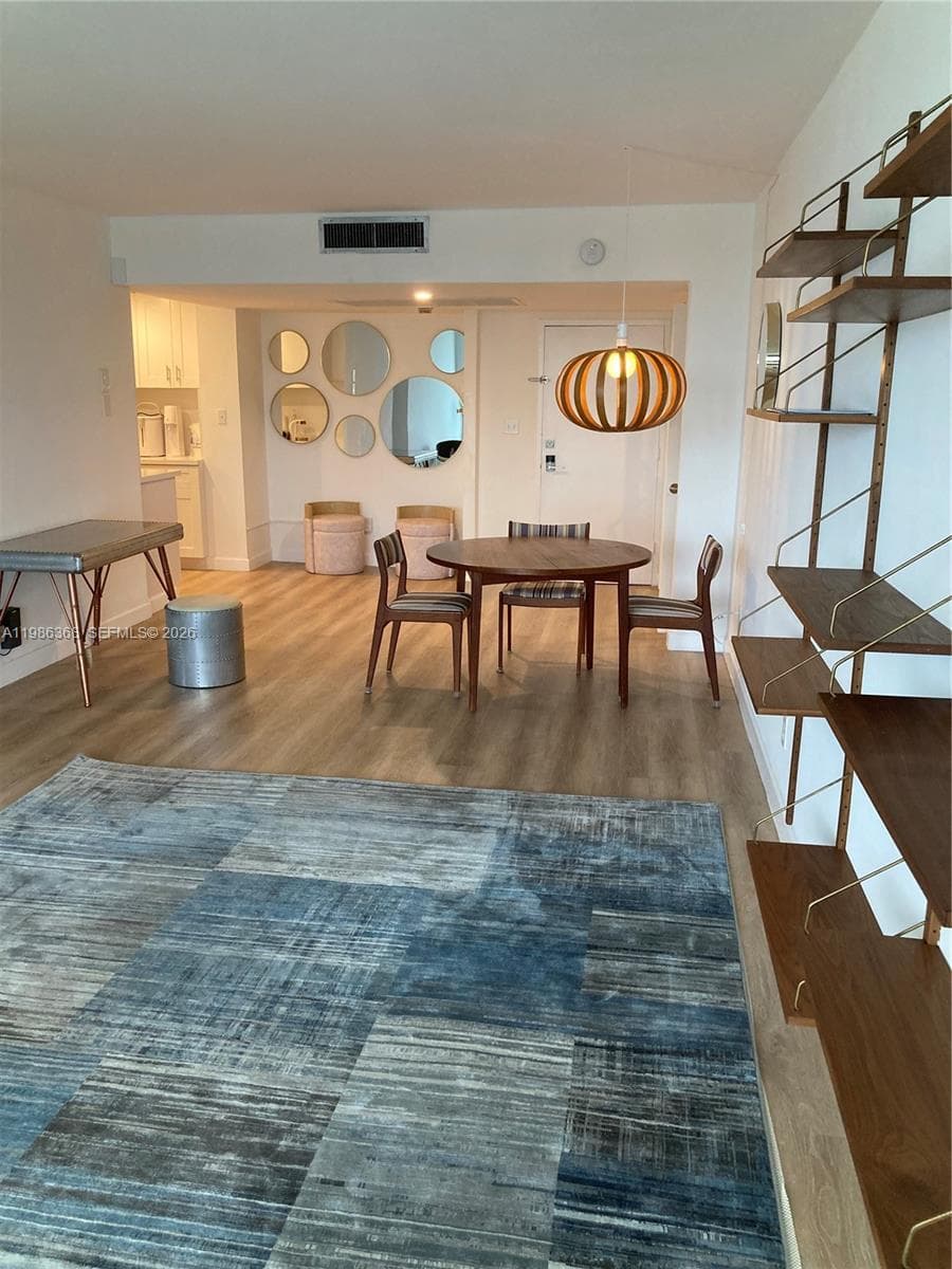 THE CARRIAGE HOUSE CONDO · #320 in Miami Beach - Photo 46