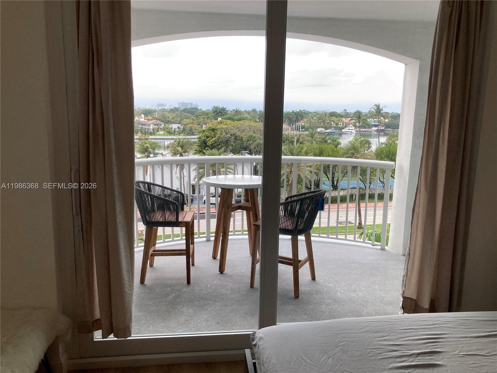 THE CARRIAGE HOUSE CONDO · #320 in Miami Beach - Photo 47