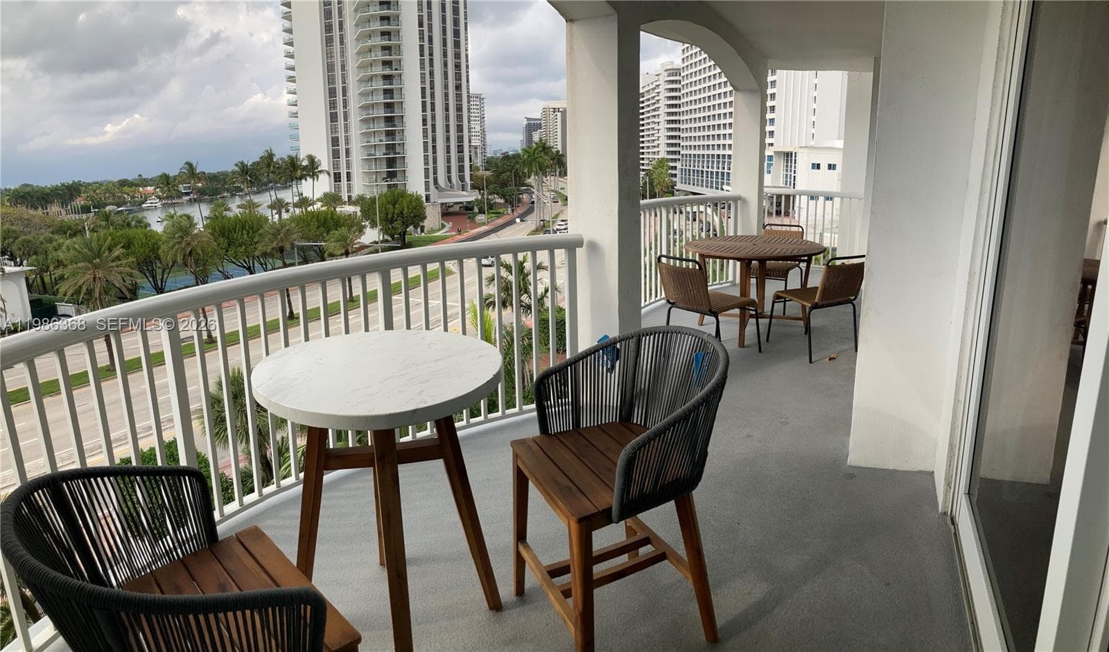 THE CARRIAGE HOUSE CONDO · #320 in Miami Beach - Photo 49