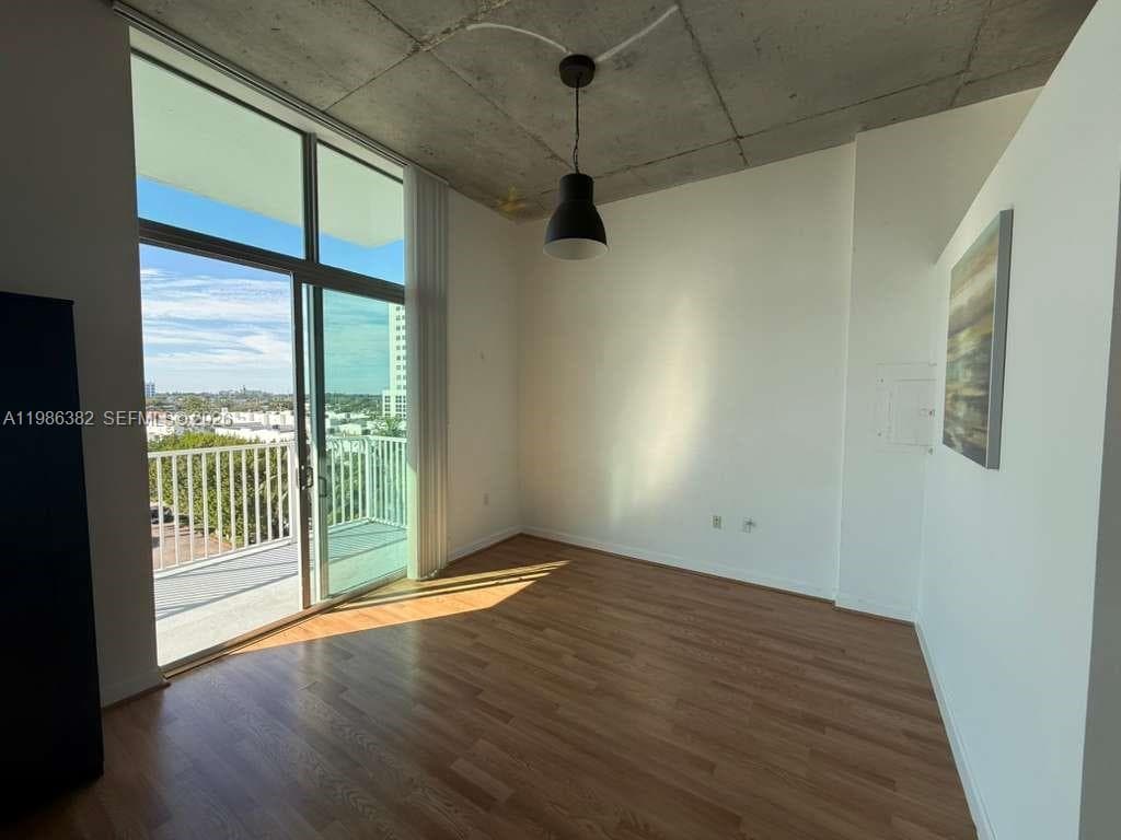 THE LOFTS AT HOLLYWOOD ST · #501 in Hollywood - Photo 13