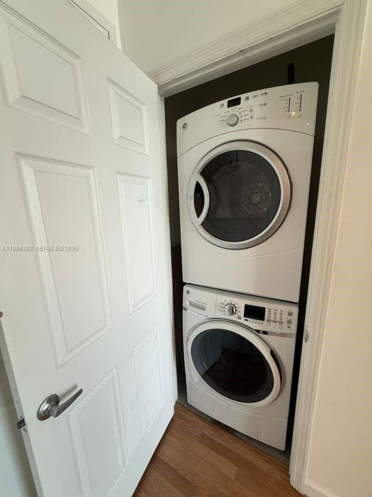 THE LOFTS AT HOLLYWOOD ST · #501 in Hollywood - Photo 22