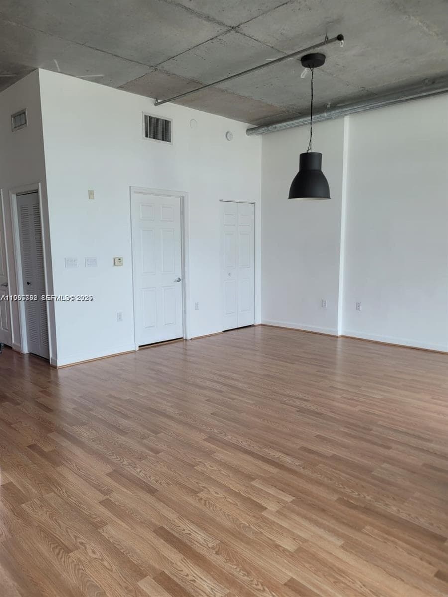 THE LOFTS AT HOLLYWOOD ST · #501 in Hollywood - Photo 10