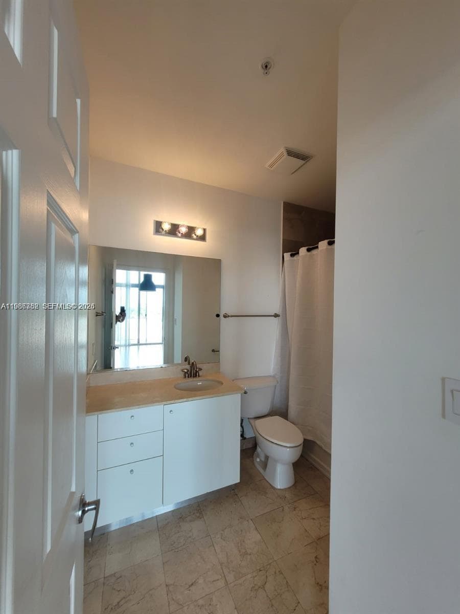 THE LOFTS AT HOLLYWOOD ST · #501 in Hollywood - Photo 18