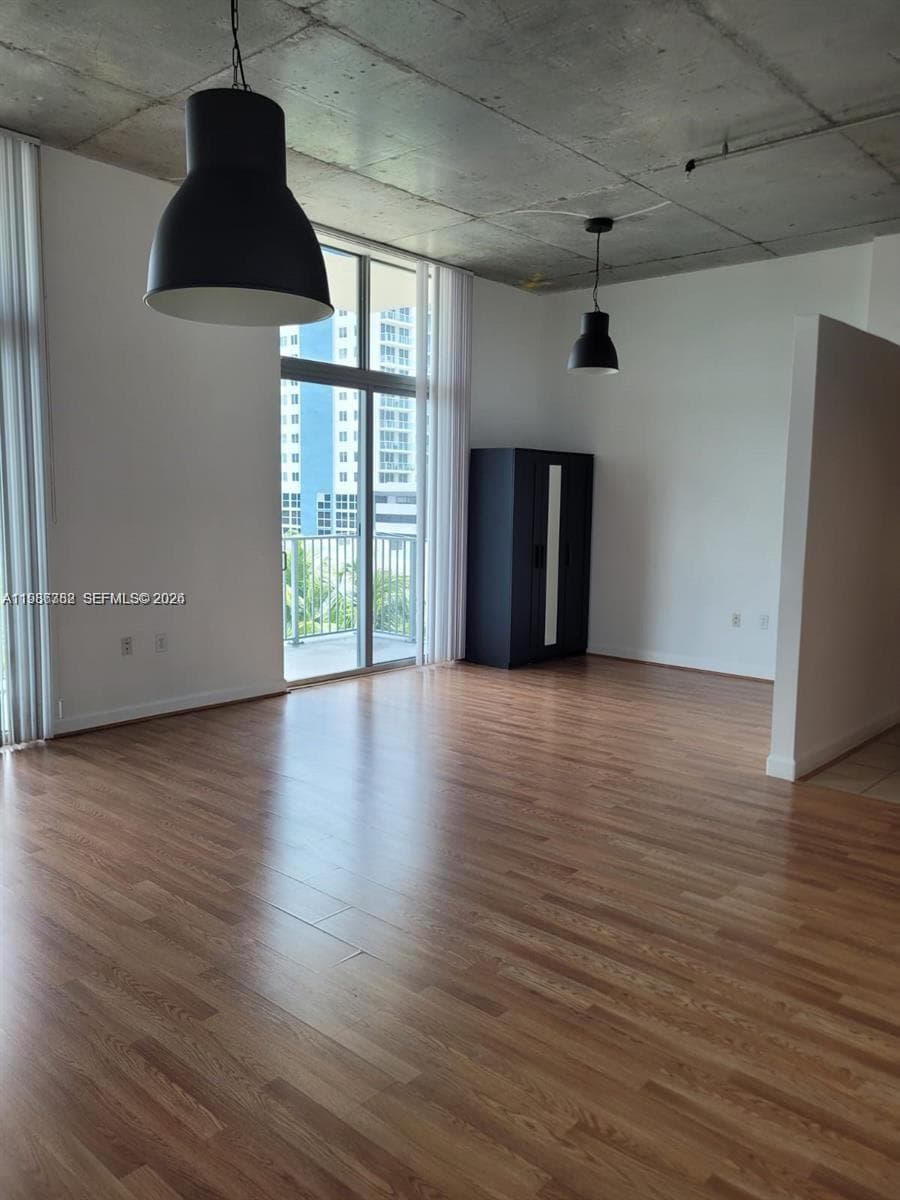 THE LOFTS AT HOLLYWOOD ST · #501 in Hollywood - Photo 15