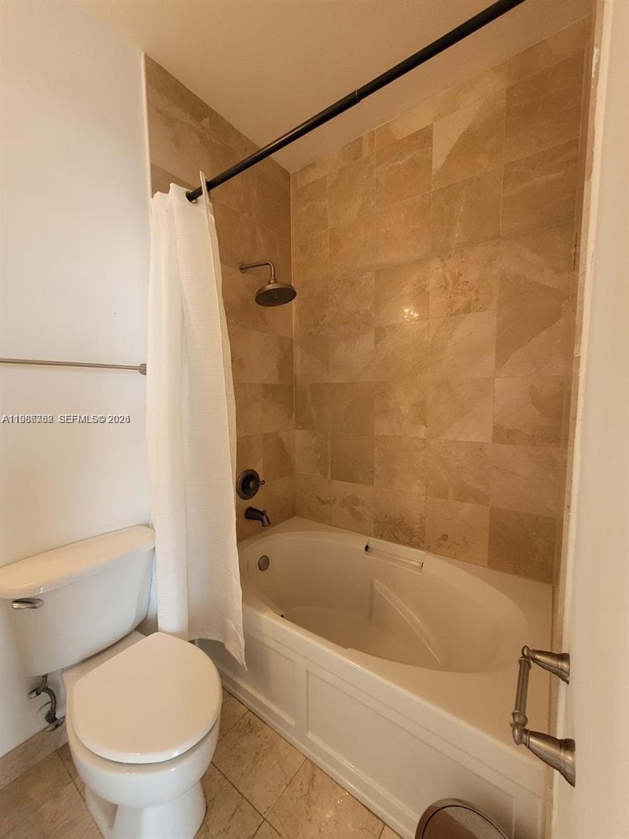 THE LOFTS AT HOLLYWOOD ST · #501 in Hollywood - Photo 21