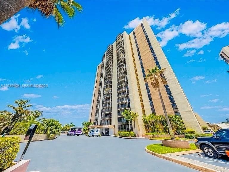 Coronado Condominium · #1023 in Aventura - Photo 17