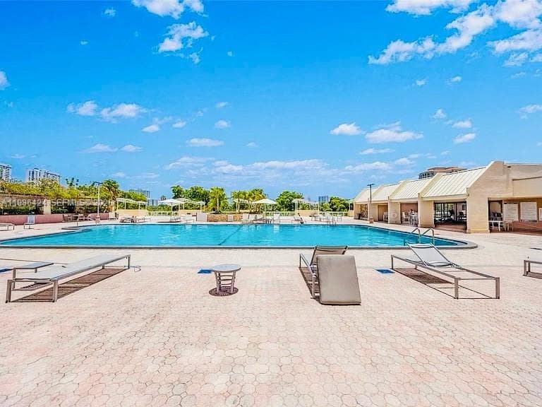Coronado Condominium · #1023 in Aventura - Photo 19