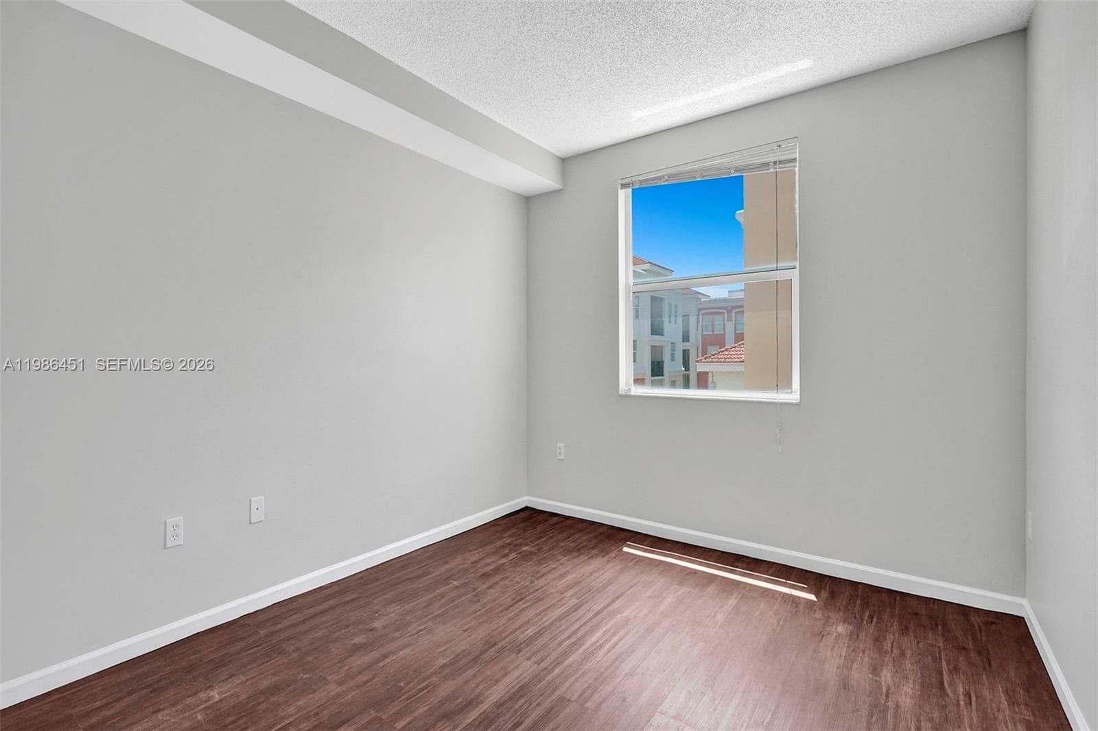 Porto Bellagio · #2802 in Sunny Isles Beach - Photo 26