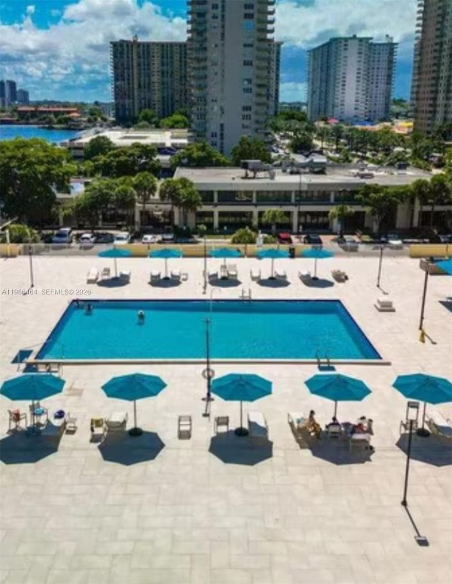 WINSTON TOWER 300 CONDO · #1206 in Sunny Isles Beach - Photo 17