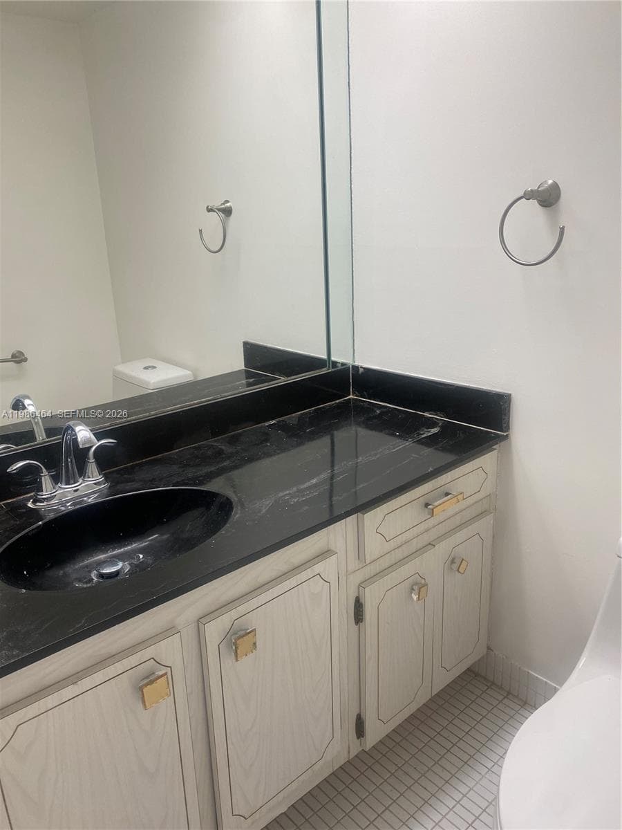 WINSTON TOWER 300 CONDO · #1206 in Sunny Isles Beach - Photo 16