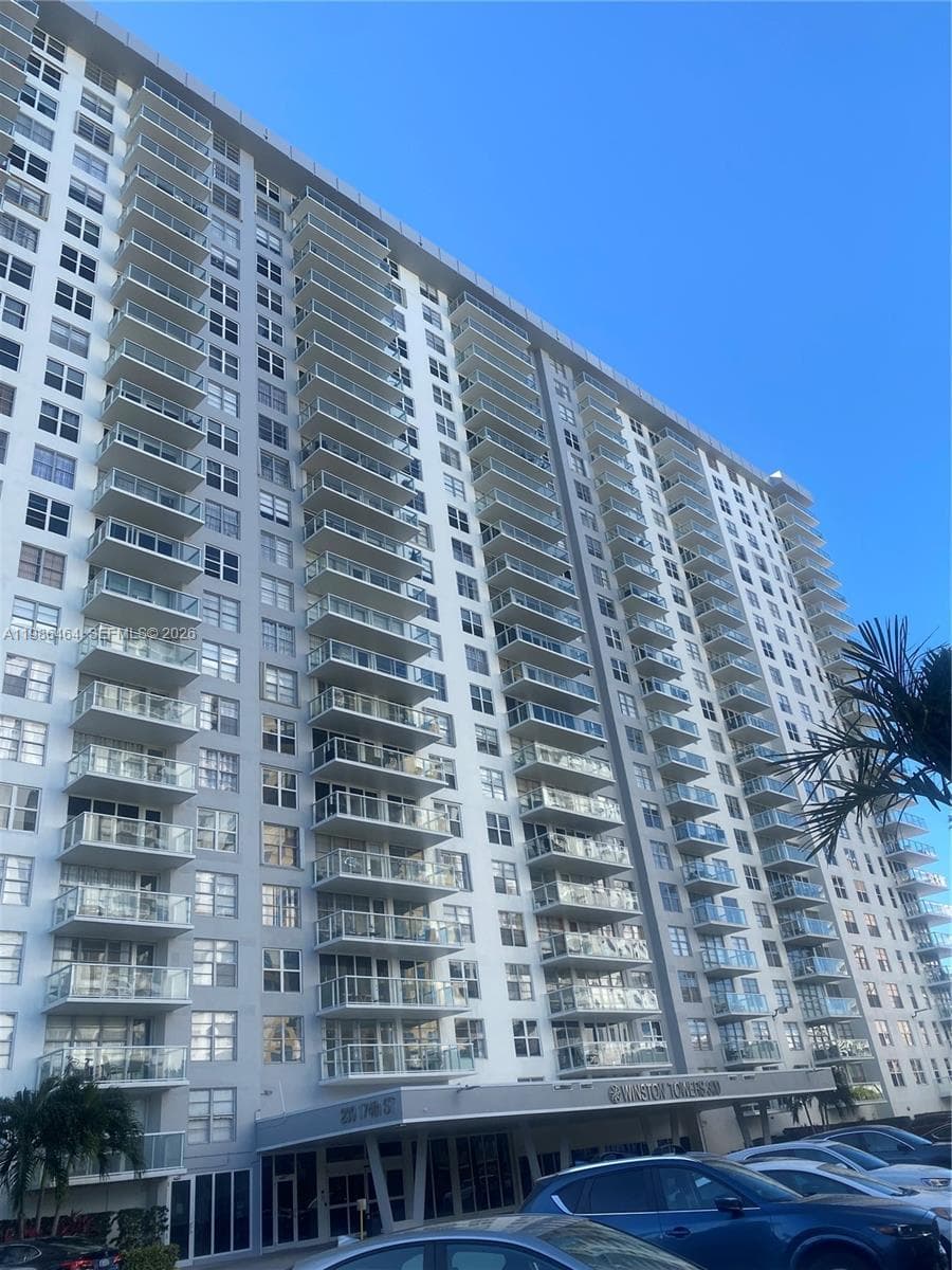 WINSTON TOWER 300 CONDO · #1206 in Sunny Isles Beach - Photo 18