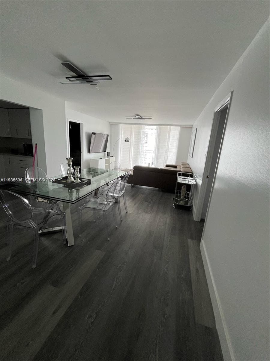 DEL PRADO · #1702 in Aventura - Photo 5