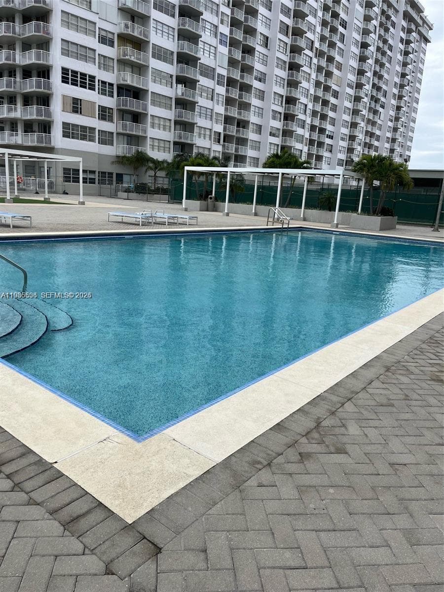 DEL PRADO · #1702 in Aventura - Photo 10