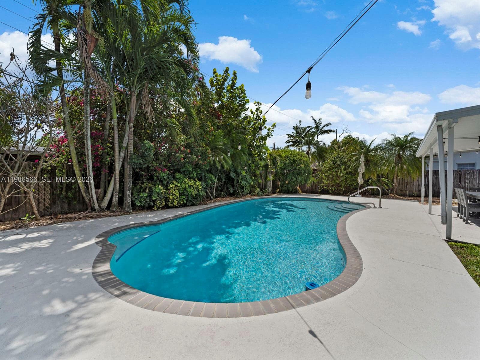 9020 SW 187th Ter photo 37
