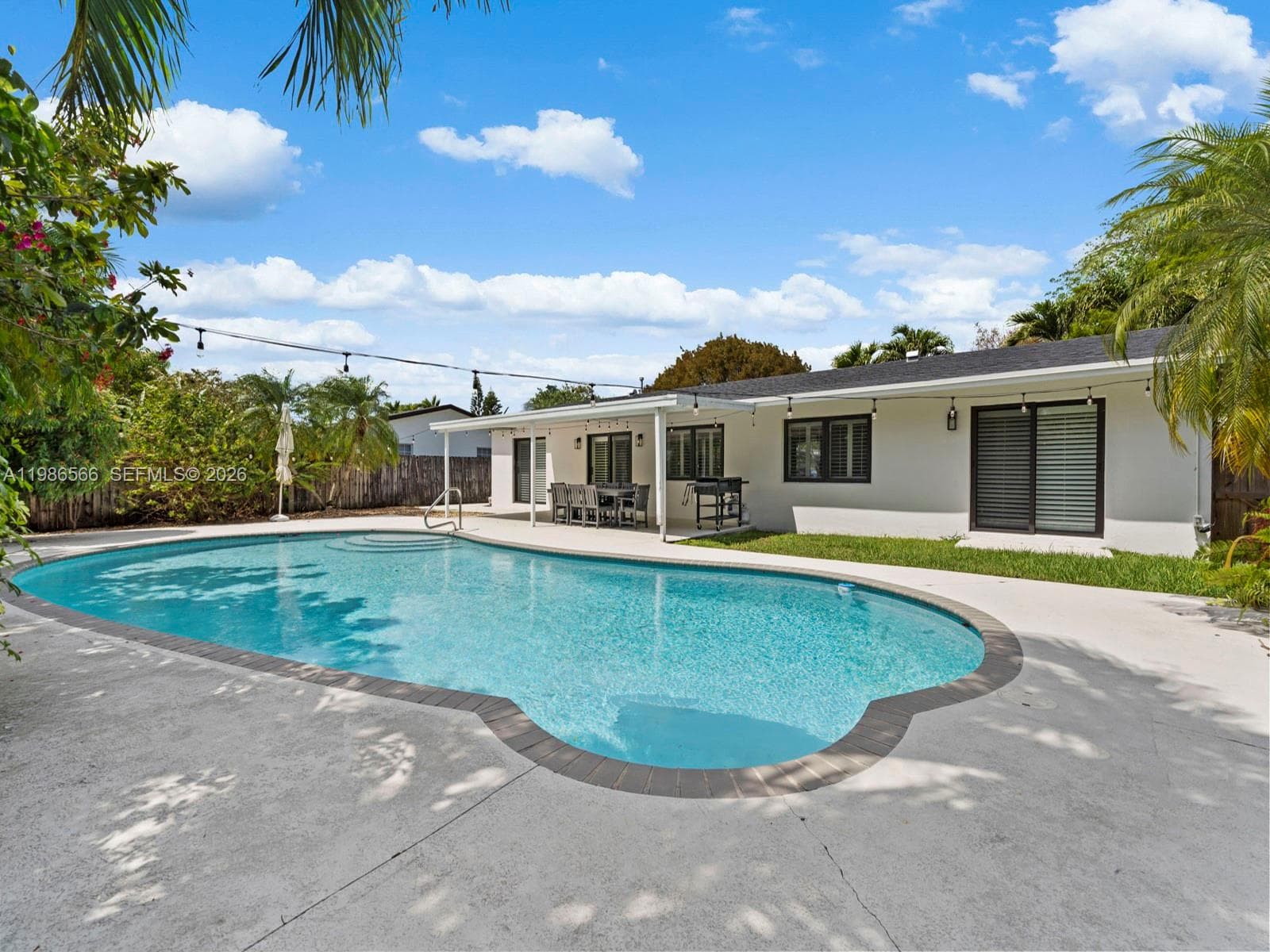 9020 SW 187th Ter photo 35