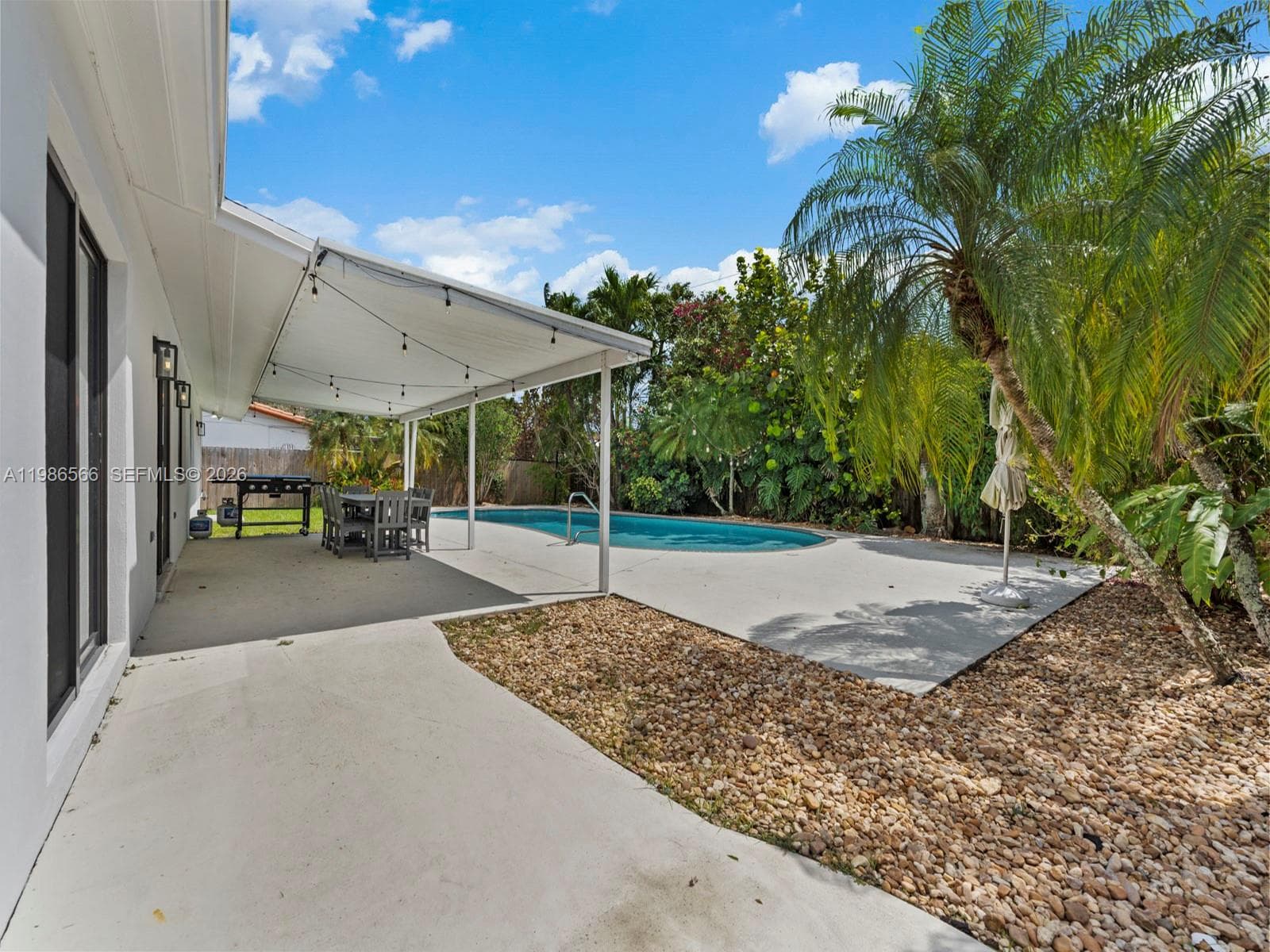 9020 SW 187th Ter photo 39