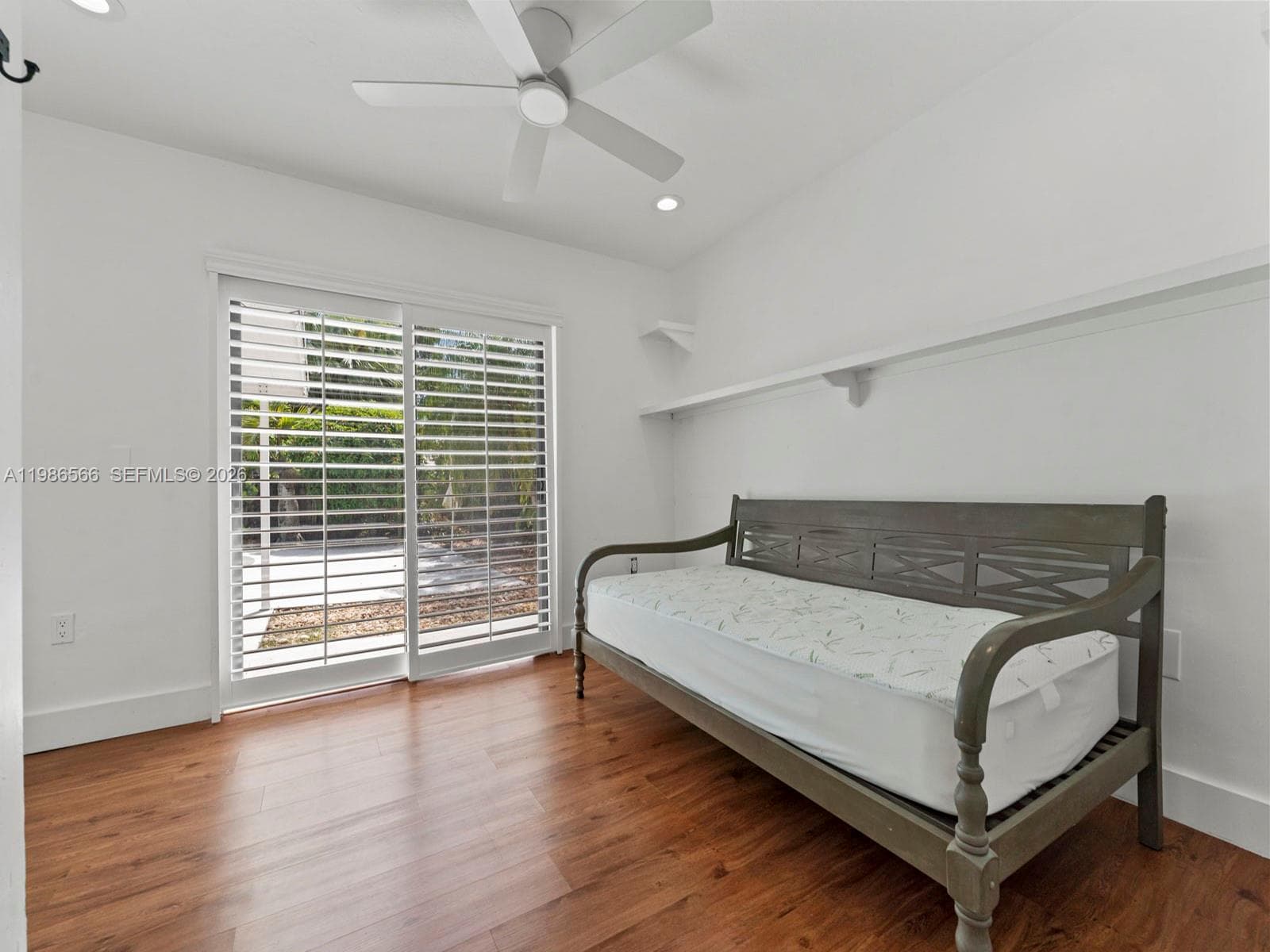 9020 SW 187th Ter photo 29